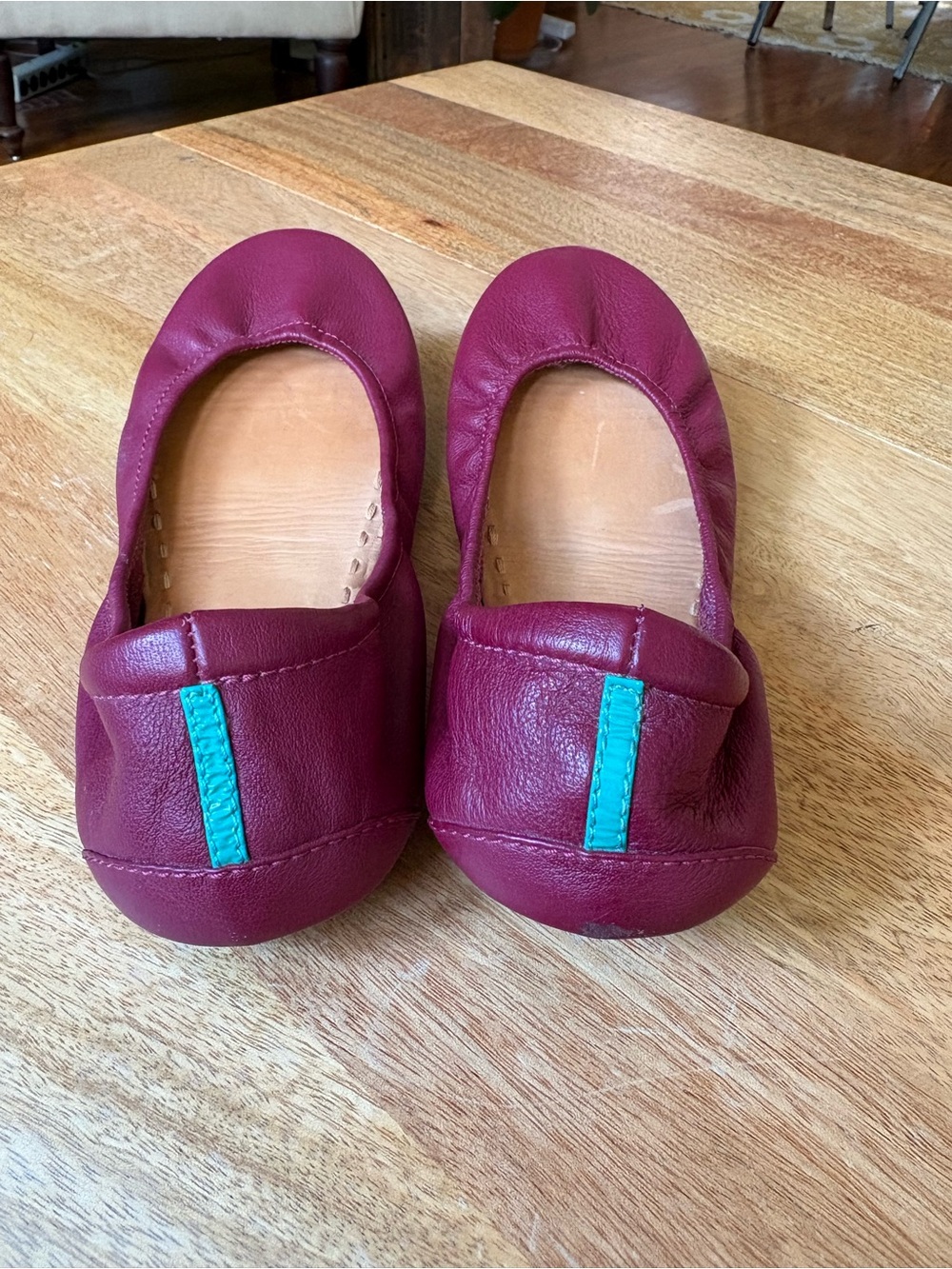 Tieks Burgundy Leather Ballet Flats with Teal Accent size 8 - Picture 2 of 5